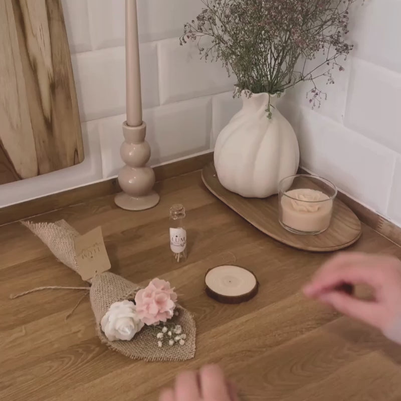 Cargar video: Descubre una nueva forma de disfrutar tu ramo de flores de cera.